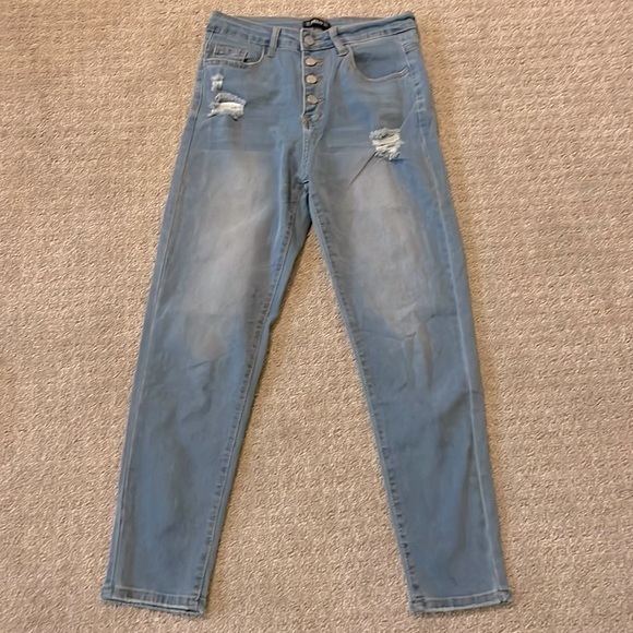 Sheilay Light Denim Wash Button Up High Waist Distressed Straight Jeans - Picture 1 of 7